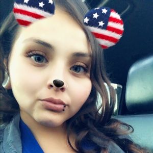 Meet your Posher, Natilla